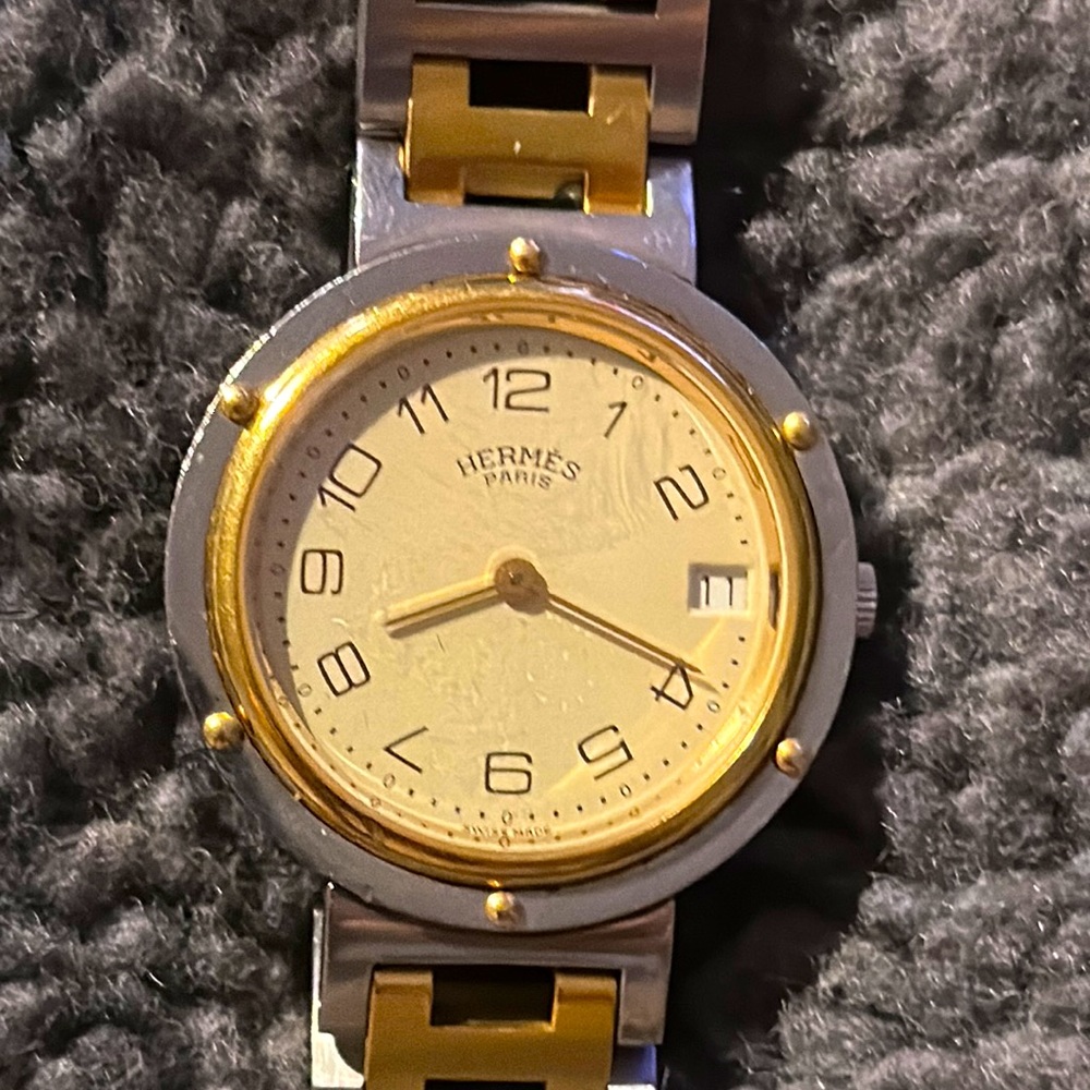 Unisex HERMES Clipper Quartz Watch. 34mm Case. Ivory Dial. Date.